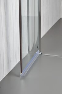 24292-4_comfort-86-91-cm-grape-sprchove-dvere-do-niky-detail.jpg