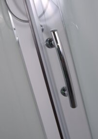 27924-7_detailni-pohled-na-madlo-parniho-boxu.jpg
