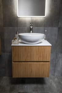 fid1270d.178288387426811.jpg