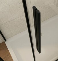 gu2290b.281294588087829.jpg